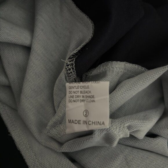 Hocus Pocus Sanderson Sisters I SMELL CHILDREN Sweatshirt Ladies Plus Size XXL - Picture 5 of 5